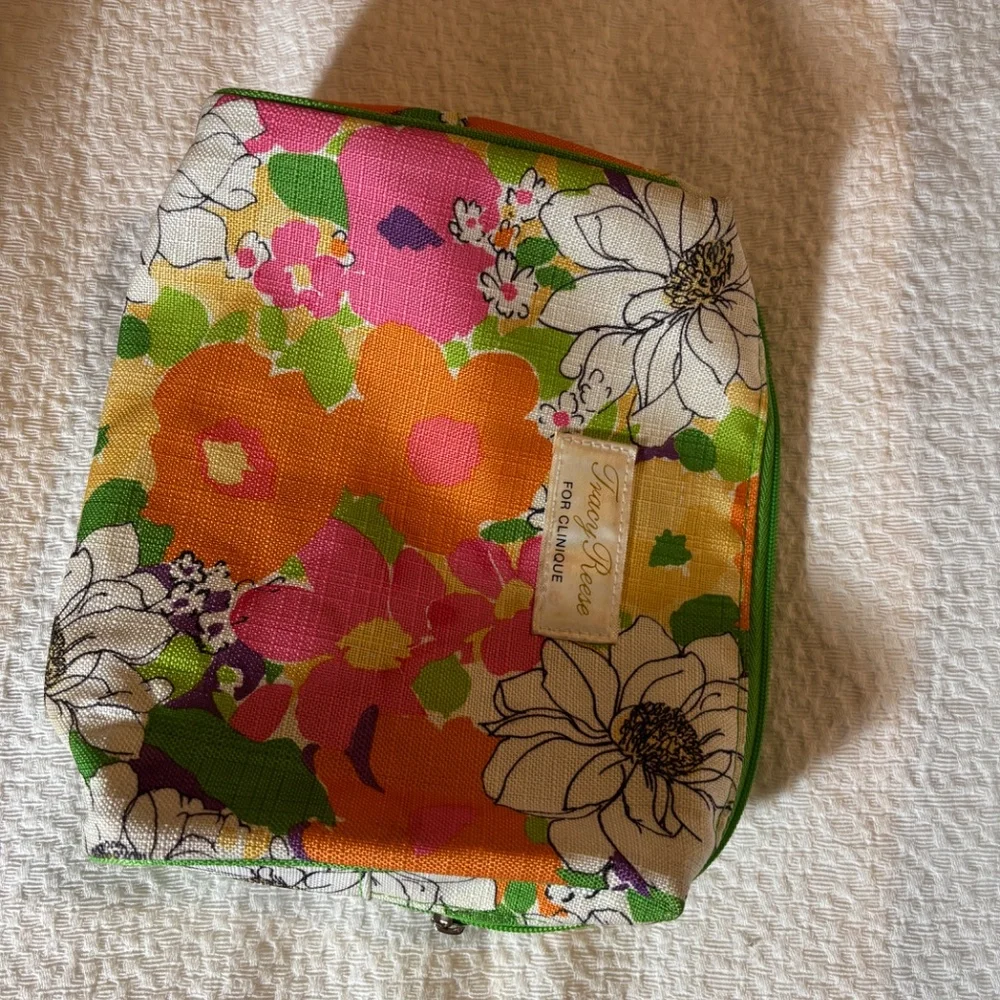 Clinique Cosmetic Bags